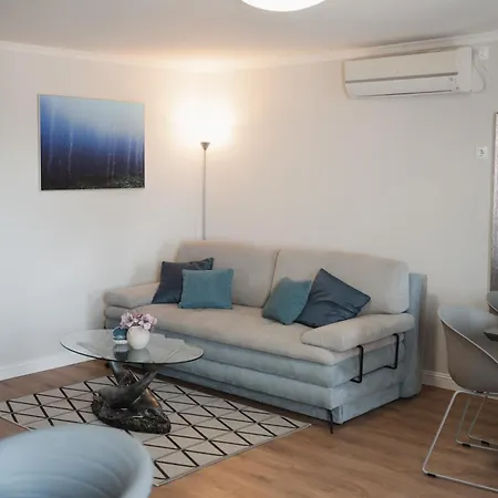 Tasha Apartment *