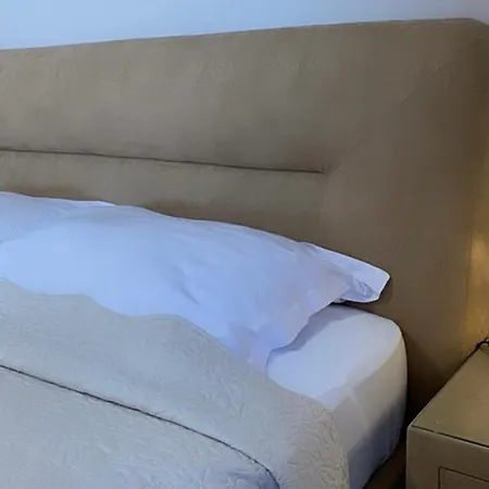 Tasha * مالي لوشينغْ